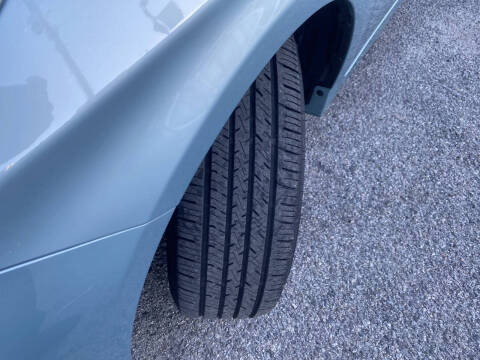 2014 Toyota Prius Three