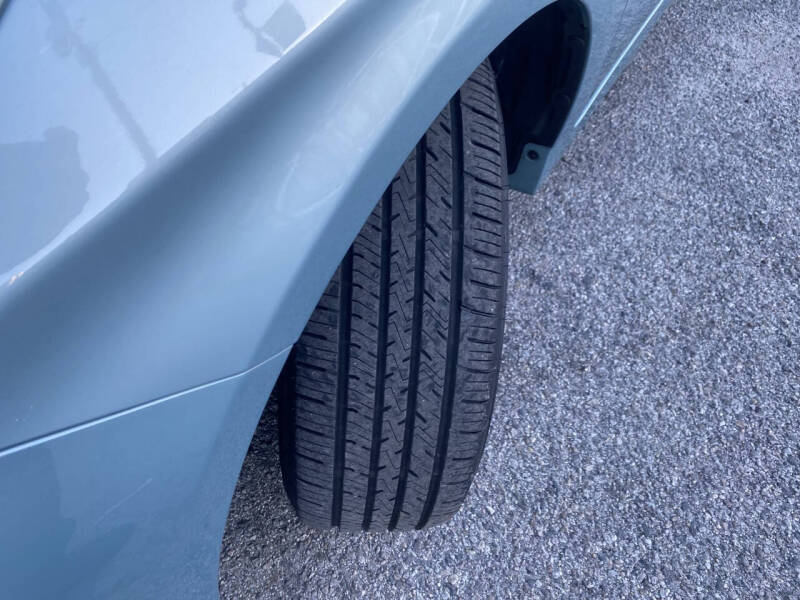 2014 Toyota Prius Three