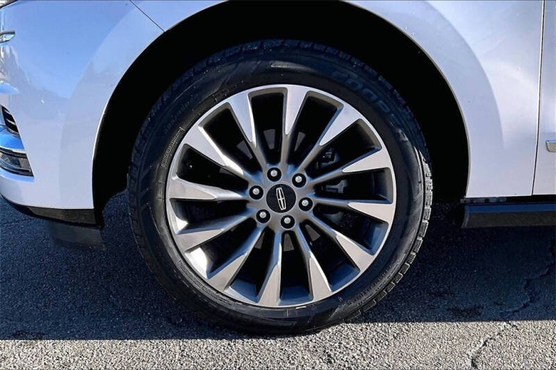 2019 Lincoln Navigator Select