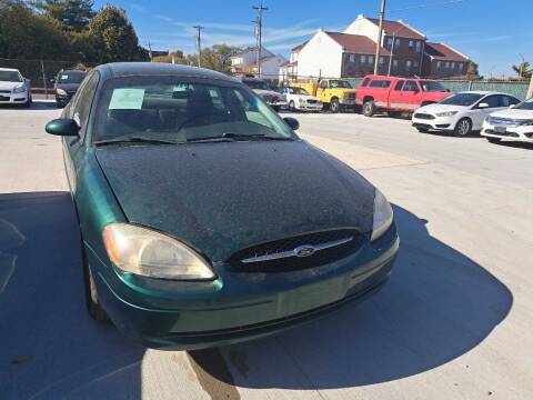 2000 Ford Taurus for sale at ST LOUIS AUTO CAR SALES in Saint Louis MO