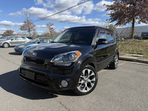 2013 Kia Soul +