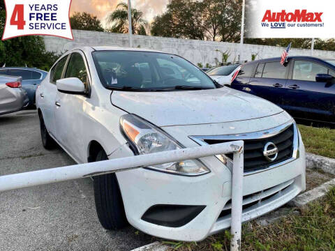 2018 Nissan Versa for sale at Auto Max in Hollywood FL