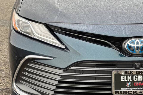 2021 Toyota Camry Hybrid XLE