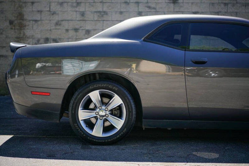 2016 Dodge Challenger SXT