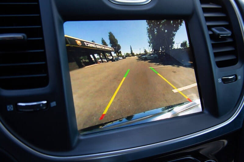 2018 Chrysler 300 Limited