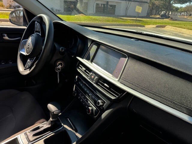 2019 Kia Optima LX