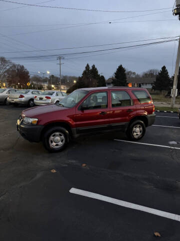 2005 Ford Escape XLS