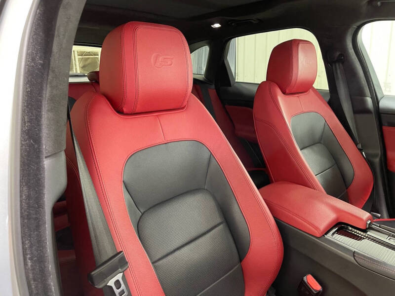 2020 Jaguar F-PACE S