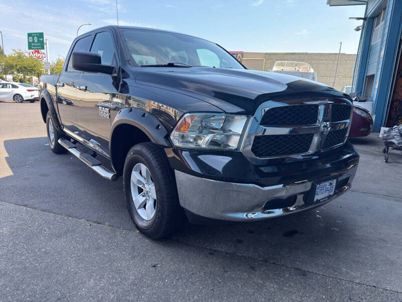 2016 RAM 1500 SLT