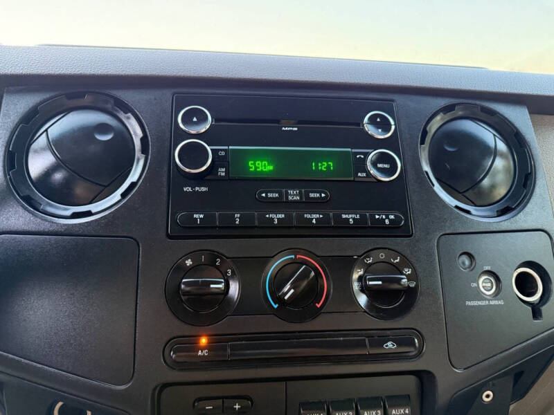 2009 Ford F-350 Super Duty XL