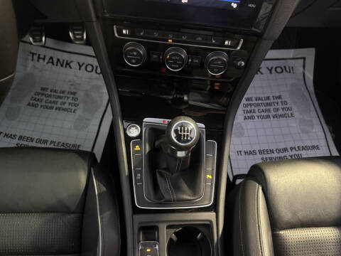 2018 Volkswagen Golf R 4Motion