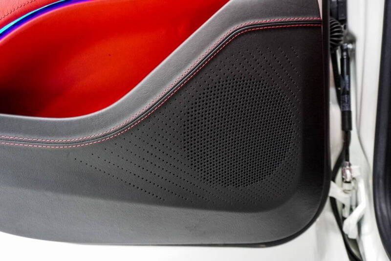 2021 Aston Martin DBX