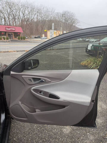 2017 Chevrolet Malibu LT