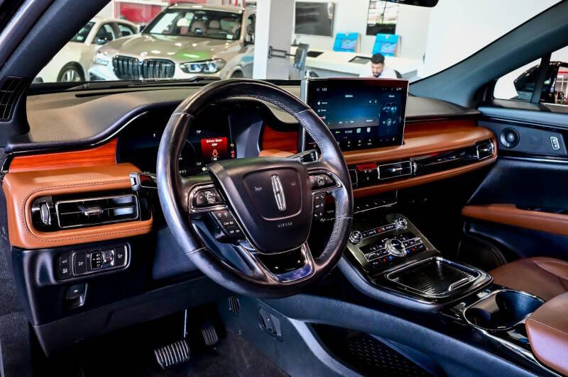 2021 Lincoln Nautilus Reserve
