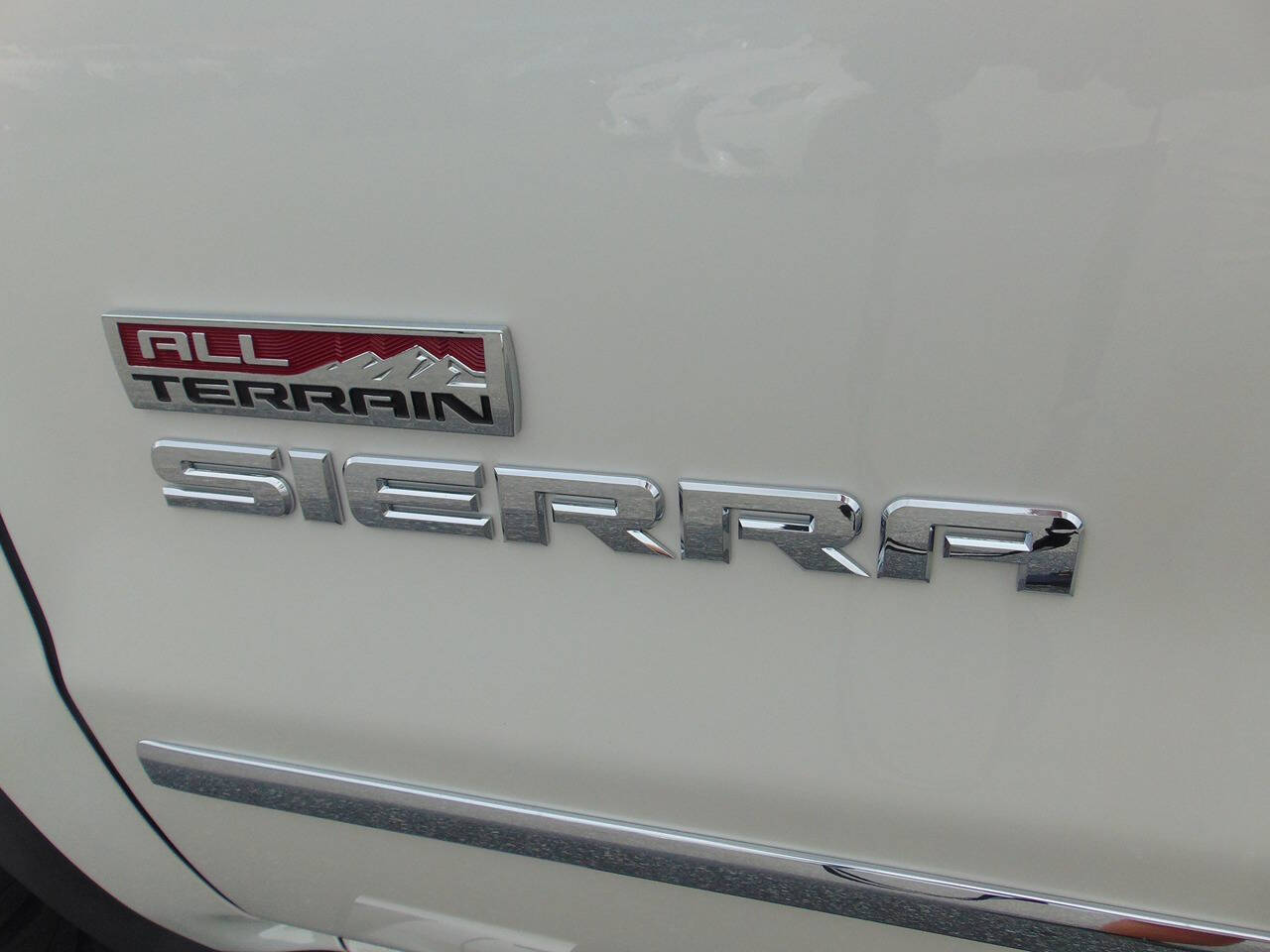 2015 GMC Sierra 1500 for sale at Driven Pre-Owned in Lenoir, NC