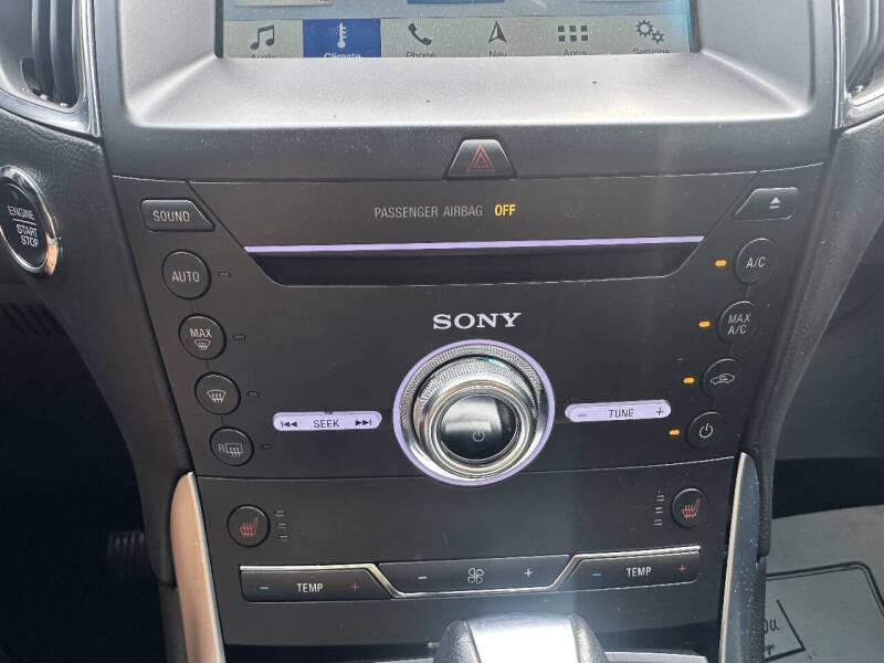 2018 Ford Edge Titanium