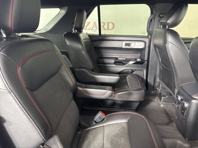 2022 Ford Explorer ST-Line