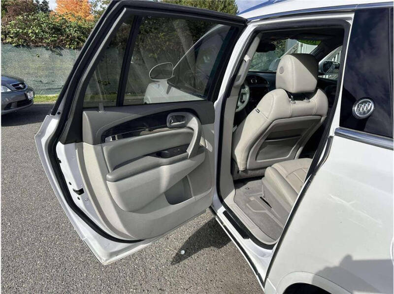 2016 Buick Enclave Leather