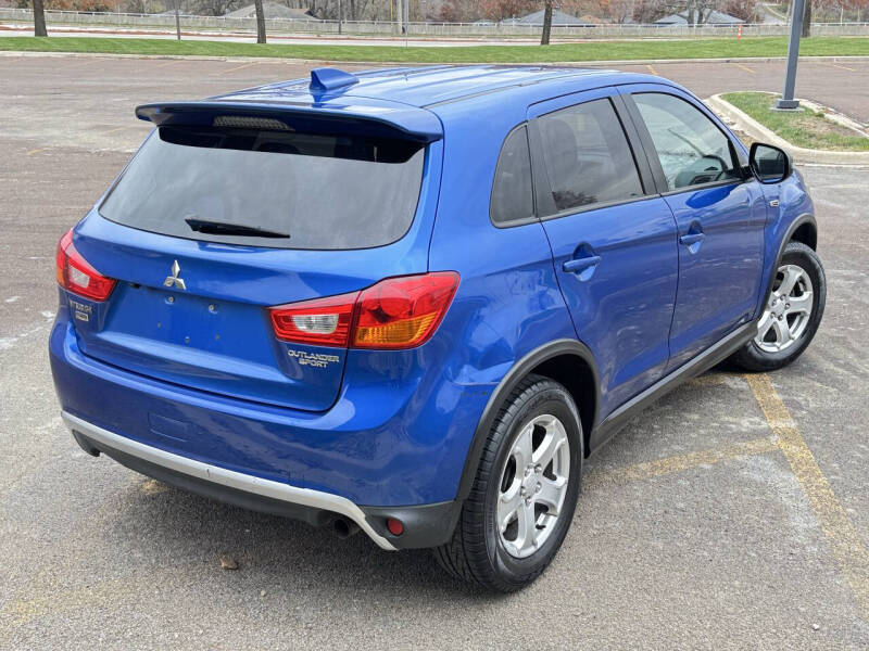 2017 Mitsubishi Outlander Sport LE