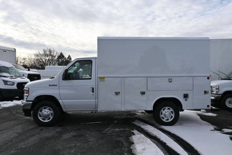 2025 Ford E-Series