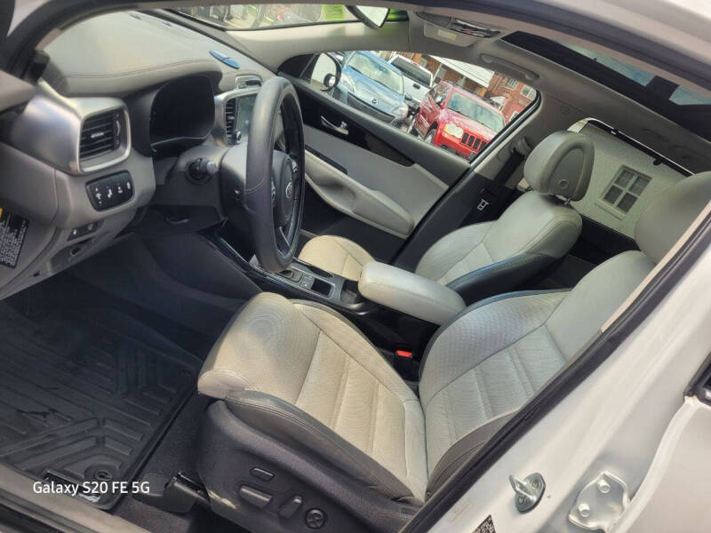 2016 Kia Sorento SX V6