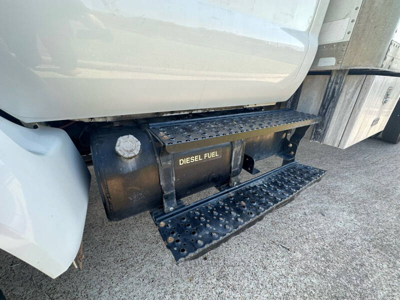 2005 Ford F-650 Super Duty