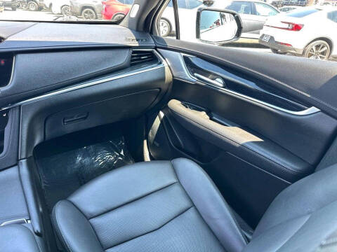 2023 Cadillac XT5 Premium Luxury