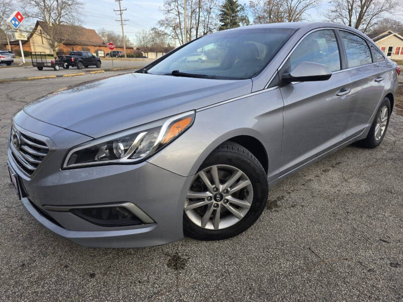 2016 Hyundai Sonata for sale at Car Castle in Zion IL