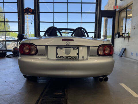 2002 Mazda MX-5 Miata
