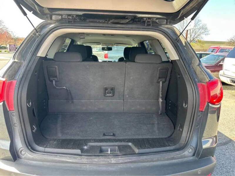 2011 Chevrolet Traverse LT