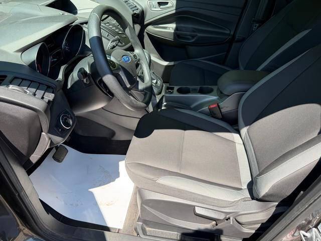 2016 Ford Escape S