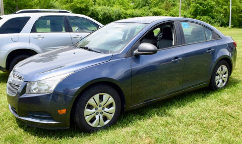 2014 Chevrolet Cruze for sale at PINNACLE ROAD AUTOMOTIVE LLC in Moraine OH
