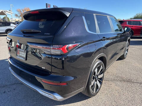 2025 Mitsubishi Outlander SE