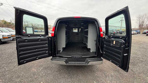 2026 Chevrolet Express 2500