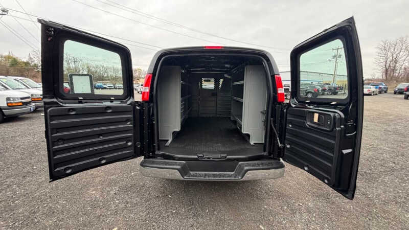 2026 Chevrolet Express 2500