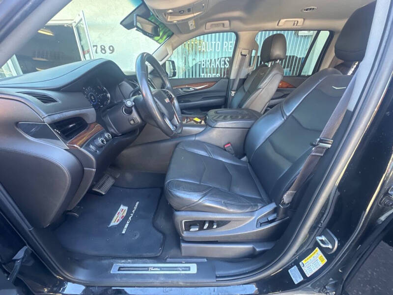 2016 Cadillac Escalade ESV Standard