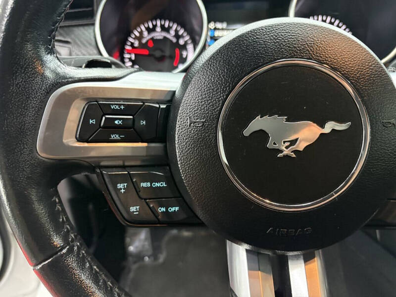2021 Ford Mustang