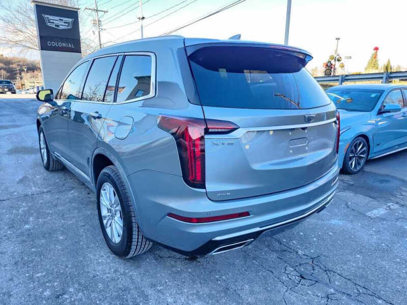 2024 Cadillac XT6 Luxury