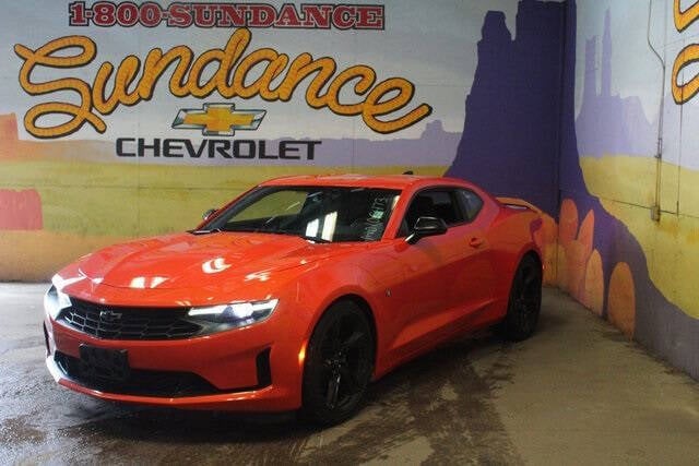 Used 2021 Chevrolet Camaro 1LT with VIN 1G1FB1RX6M0105473 for sale in Grand Ledge, MI