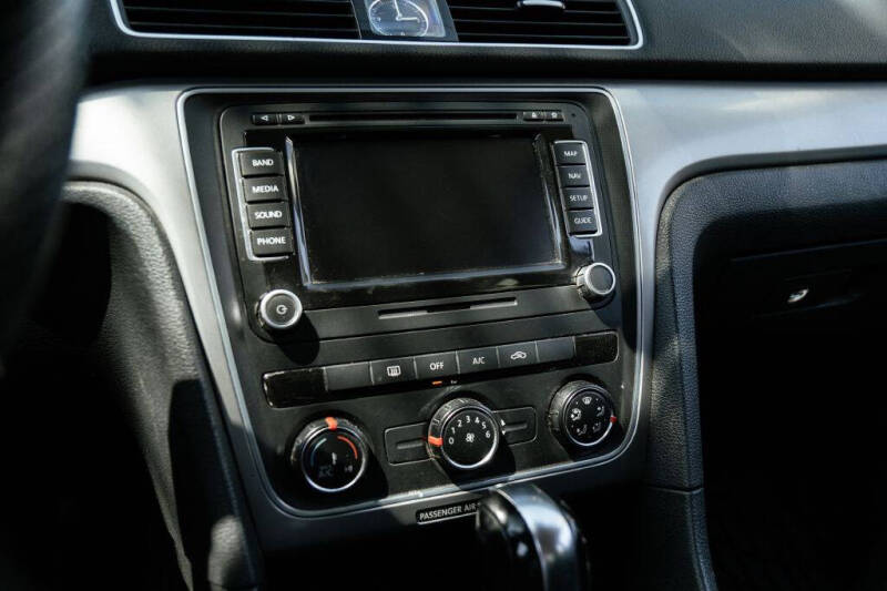 2013 Volkswagen Passat
