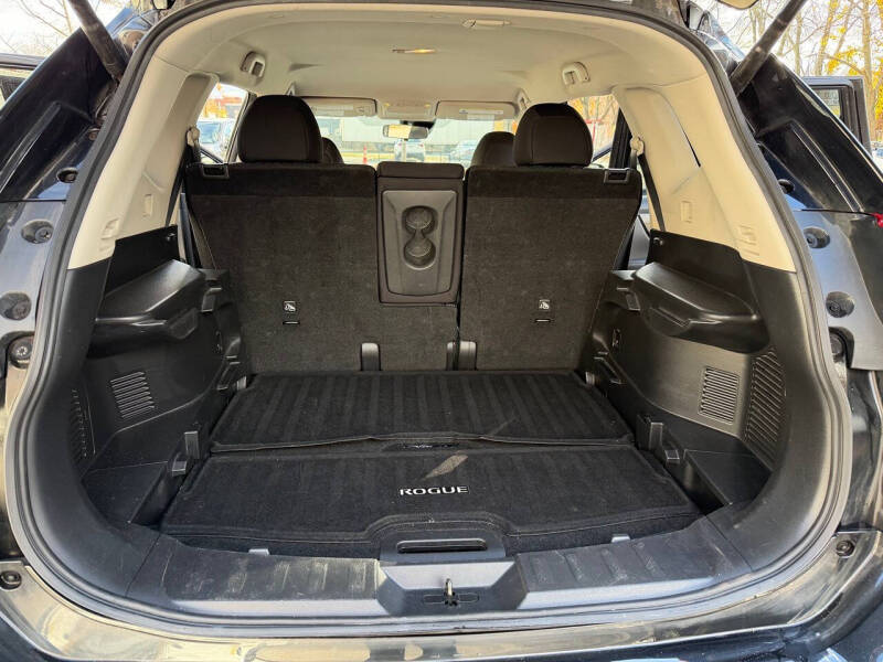 2019 Nissan Rogue SV