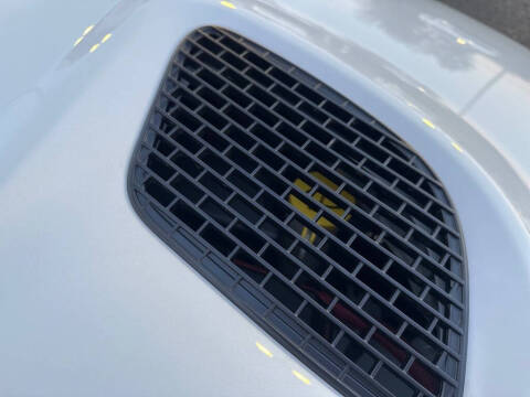 2015 Dodge Challenger SRT Hellcat