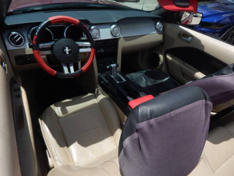 2008 Ford Mustang V6 Deluxe