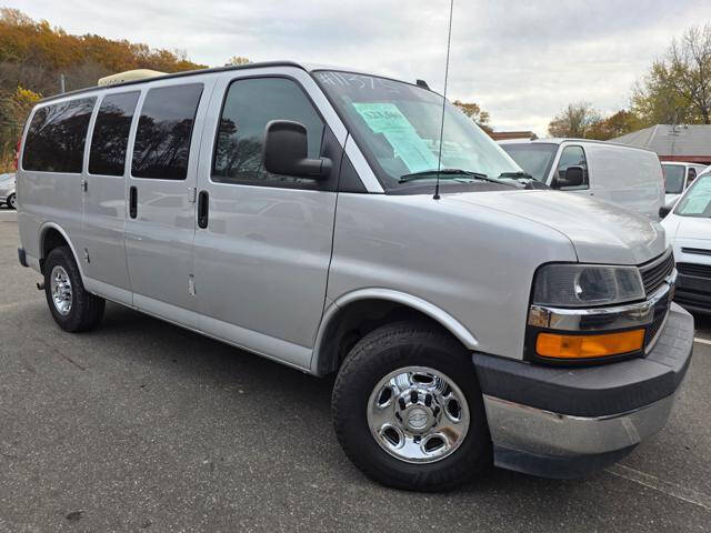 2017 Chevrolet Express LT 2500