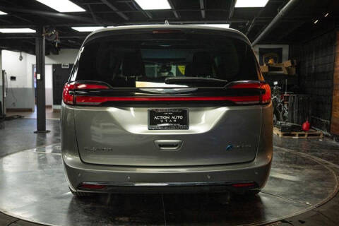 2021 Chrysler Pacifica Hybrid Limited