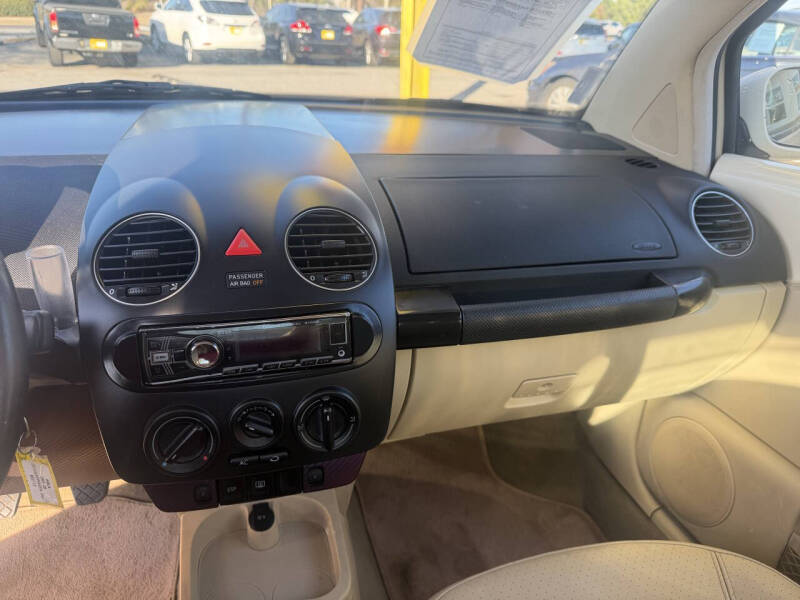 2006 Volkswagen New Beetle 2.5