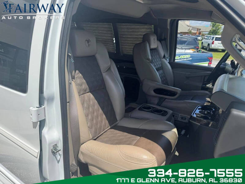 2023 GMC Savana 2500