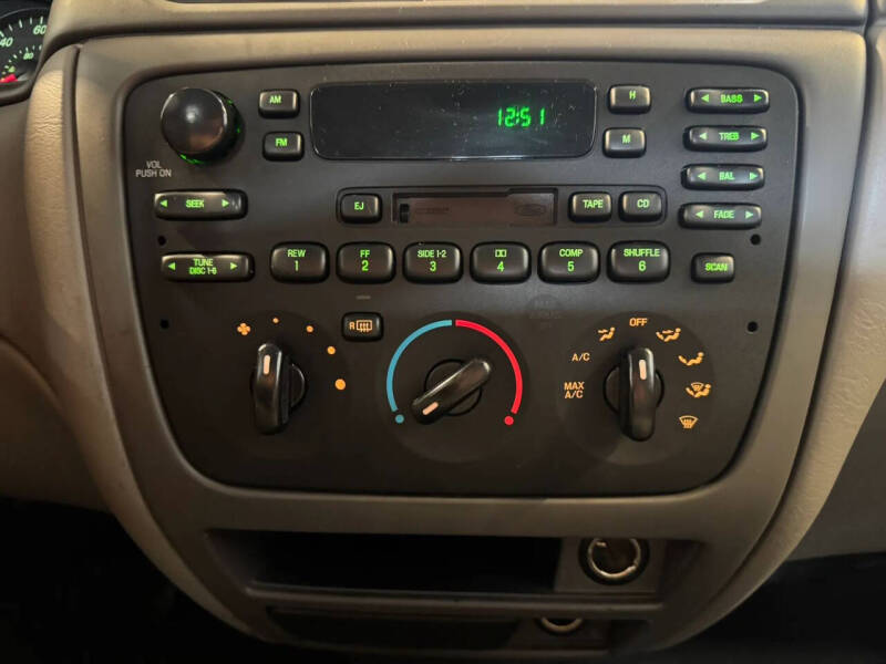 2007 Ford Taurus SE