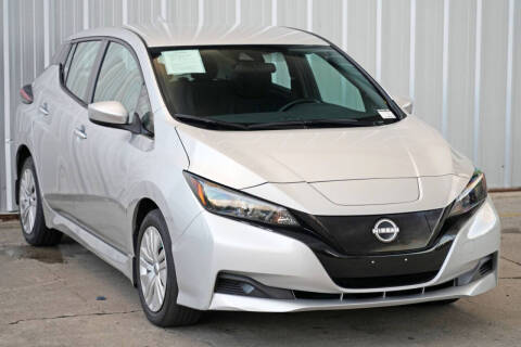 2025 Nissan LEAF S