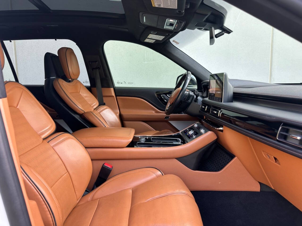 2020 Lincoln Aviator for sale at Phoenix Motor Co in Romulus, MI